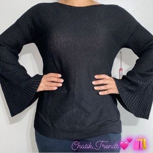 Black sweater / vince camuto / black / size M